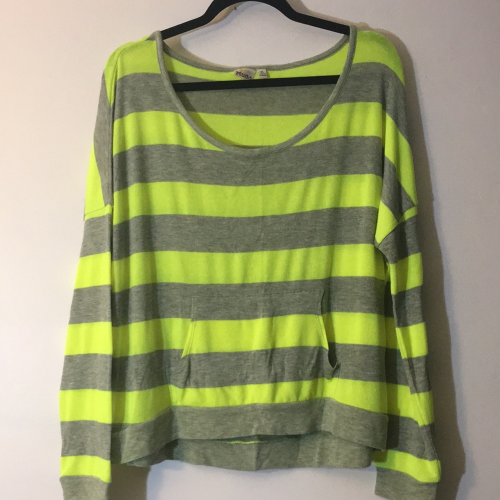 NWOT striped off the shoulder long sleeve w/ pocke